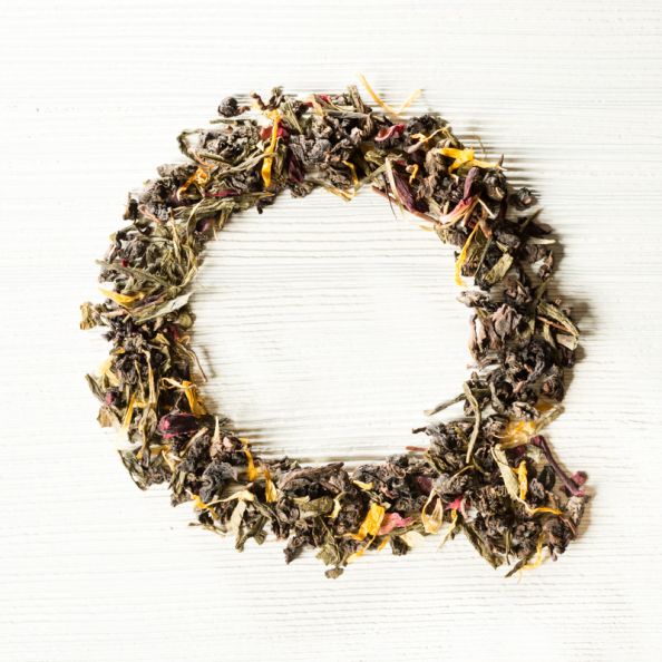 Fleurs de Balata : thé vert, oolong, rooibos, fleurs, cardamome.